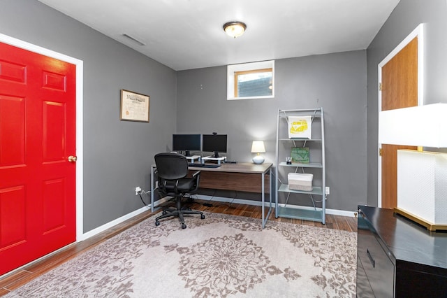1212 Mill Creek Cir, Saint Cloud, MN 56303 - home office with wood finished floors and baseboards