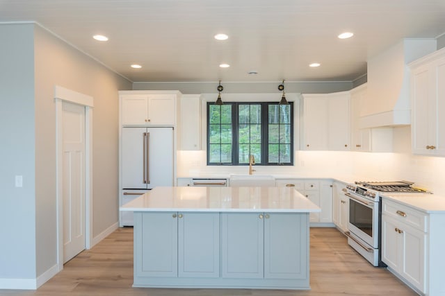 29655 E Horseshoe Lake Rd, Mission Twp, MN 56465 - kitchen featuring white appliances, a sink, a kitchen island, custom range hood, and recessed lighting