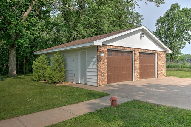 2509 Jade St, Mora, MN 55051 - view of detached garage