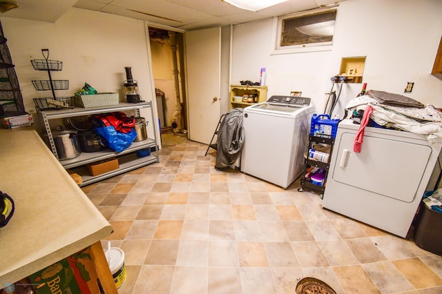 2009 7th St N, Fargo, ND 58102 - laundry room featuring washer and clothes dryer