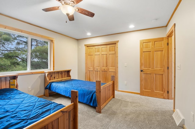 2487 2nd St SW, Buffalo, MN 55313 - bedroom with carpet, recessed lighting, crown molding, baseboards, and a ceiling fan