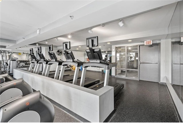 401 1st St Unit 601, Minneapolis, MN 55401 - exercise room with track lighting