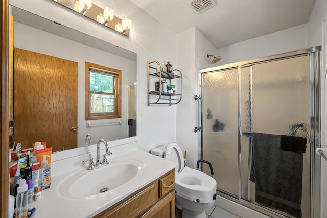 2651 Colfax Ave N, Minneapolis, MN 55411 - full bathroom featuring vanity and a stall shower