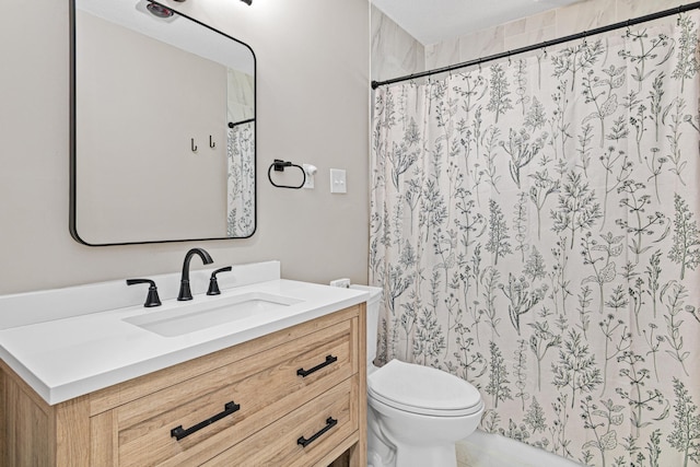 2613 107th Ln NW, Coon Rapids, MN 55433 - full bath featuring vanity and a shower with shower curtain