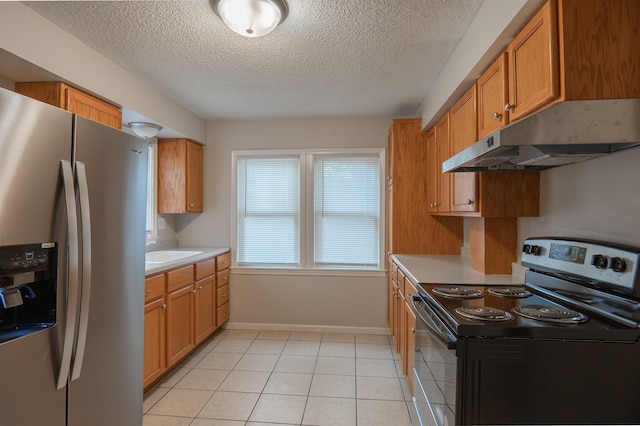 922 Minnehaha Ave E, Saint Paul, MN 55106 - kitchen featuring black range with electric stovetop, stainless steel refrigerator with ice dispenser, under cabinet range hood, light countertops, and a textured ceiling