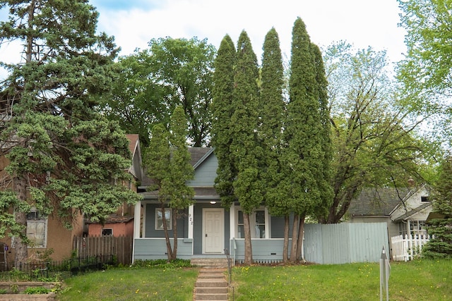 922 Minnehaha Ave E, Saint Paul, MN 55106 - view of front of home