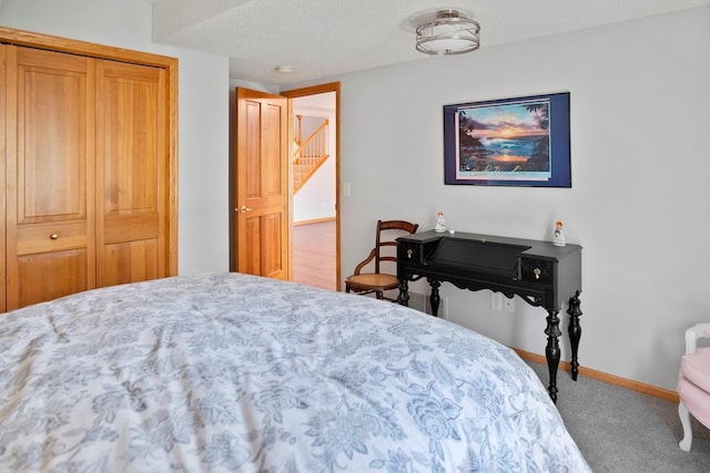 1439 Summit Shores Dr, Burnsville, MN 55306 - carpeted bedroom with a closet and baseboards