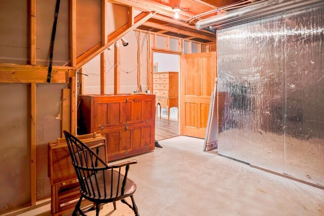 1439 Summit Shores Dr, Burnsville, MN 55306 - view of unfinished basement