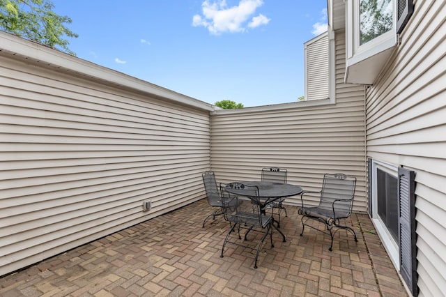 8847 Ironwood Ave S, Cottage Grove, MN 55016 - view of patio / terrace featuring outdoor dining space