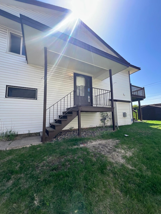 3557 Independence Ave N, New Hope, MN 55427 - view of side of home with a lawn