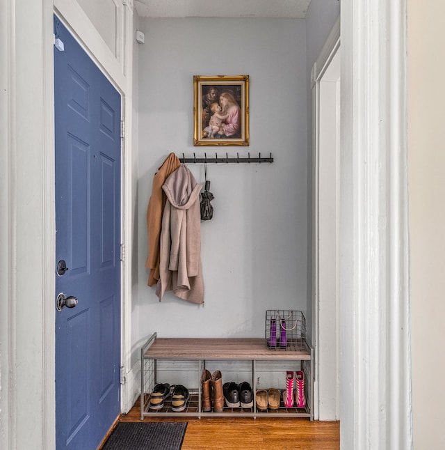 1415 Wynne Ave, Saint Paul, MN 55108 - mudroom with wood finished floors