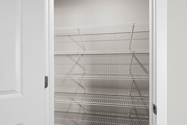 2135 Violet Ln, Faribault, MN 55021 - view of pantry