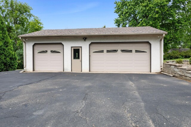 1901 Lexington Ave S, Mendota Heights, MN 55118 - view of detached garage