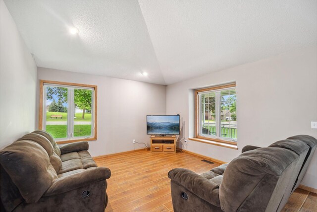 200 Wilson St, Waverly, MN 55390 - photo 14