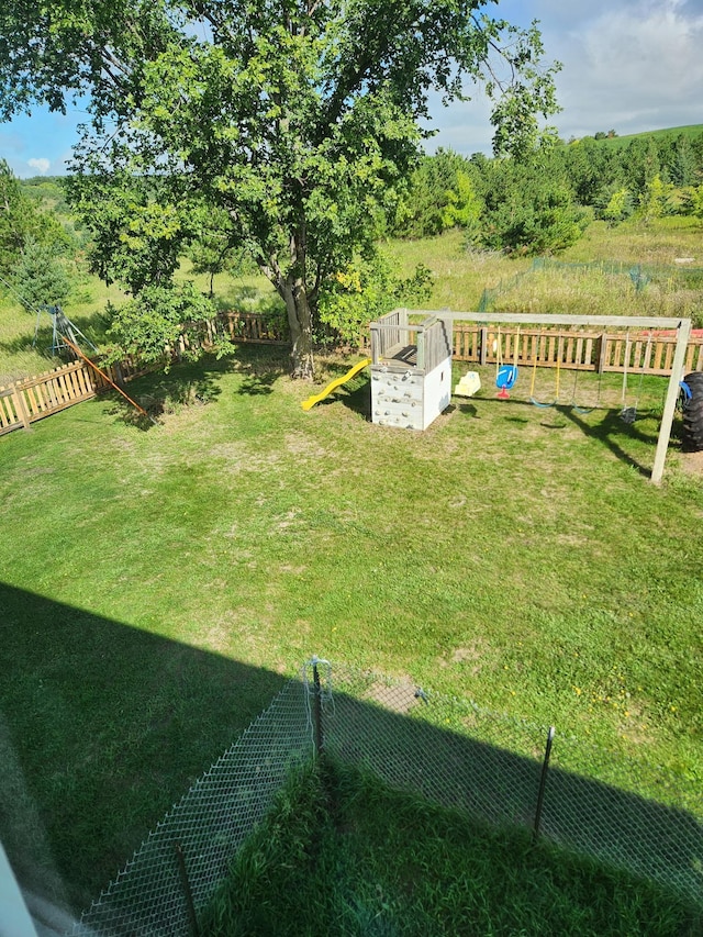 21824 County Highway 20, Lake Eunice Twp, MN 56501 - view of yard