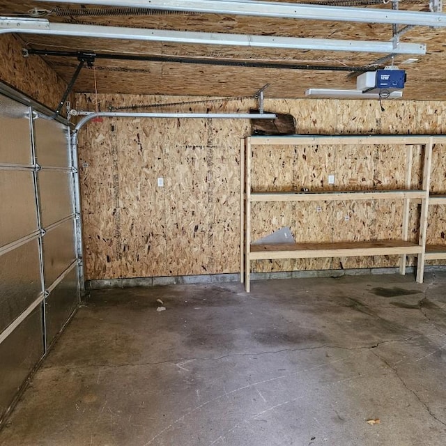 410 9th St, Morris, MN 56267 - garage with a garage door opener