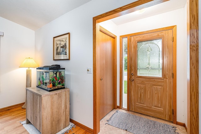 324 7th St NE, New Prague, MN 56071 - entryway featuring baseboards