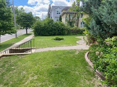 503 14th Ave SW, Rochester, MN 55902 - view of community featuring a lawn