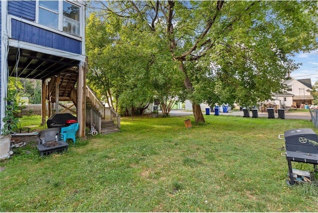 481 Edmund Ave, Saint Paul, MN 55103 - view of green lawn featuring stairs