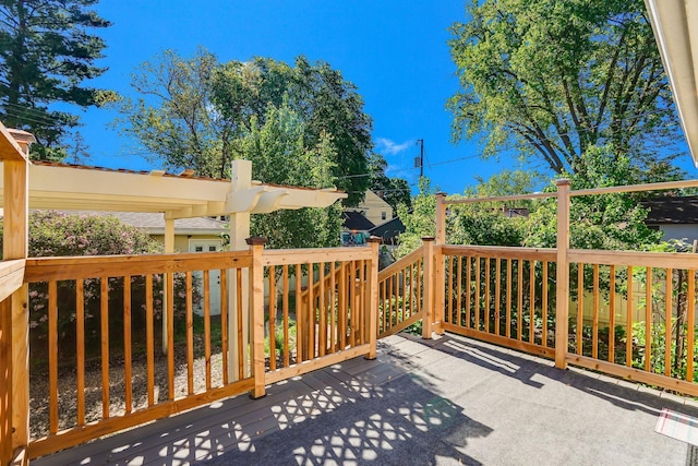 4845 15th Ave S, Minneapolis, MN 55417 - view of wooden deck
