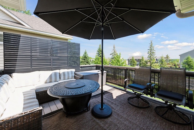 525 Roanoke Ct, Waconia, MN 55387 - view of patio with a balcony and an outdoor hangout area
