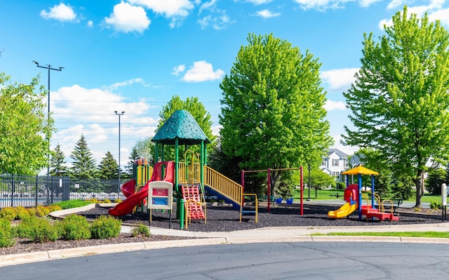 4960 149th St N Unit 6, Hugo, MN 55038 - view of communal playground