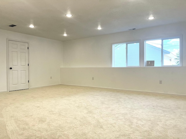 826 Sims Ave, Saint Paul, MN 55106 - empty room featuring recessed lighting, light carpet, and baseboards