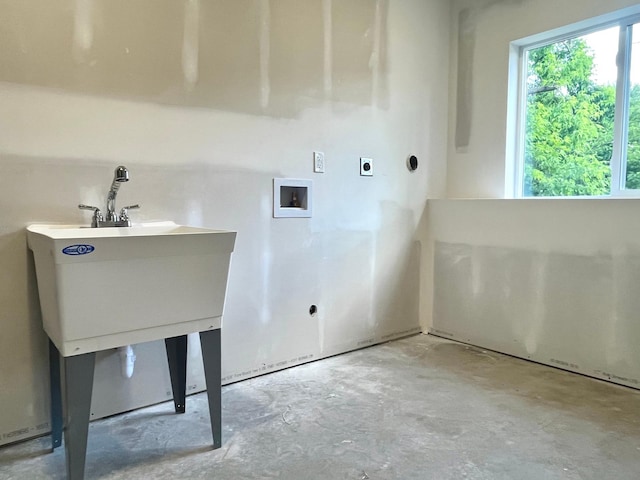 826 Sims Ave, Saint Paul, MN 55106 - washroom with washer hookup and hookup for an electric dryer