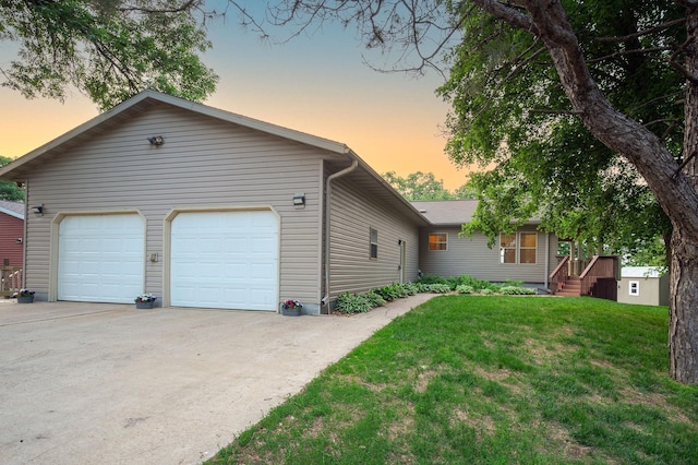 614 S Shore Dr S, Windom, MN 56101 - view of front of home with a lawn and driveway
