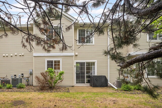 15357 Greenhaven Ln Unit 102, Burnsville, MN 55306 - photo 22
