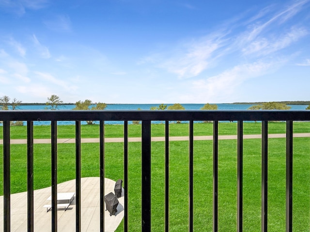 715 Lake Shore Dr NE Unit 214, Bemidji, MN 56601 - balcony featuring a water view