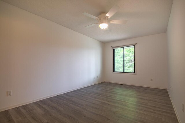 1256 Wagon Wheel Rd, Hopkins, MN 55343 - photo 13