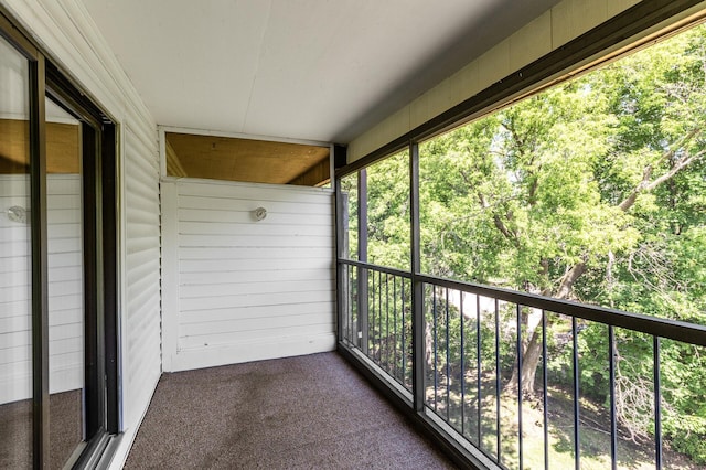 10441 Greenbrier Rd Unit 315, Minnetonka, MN 55305 - view of balcony
