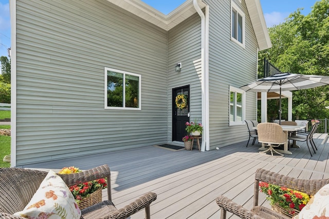 406 Mulberry St W, Stillwater, MN 55082 - wooden terrace with outdoor dining space