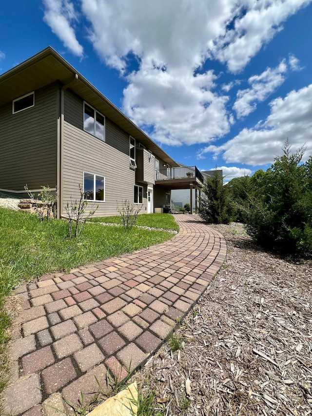 2774 Pine Ridge Blvd, Red Wing, MN 55066 - view of rear view of property