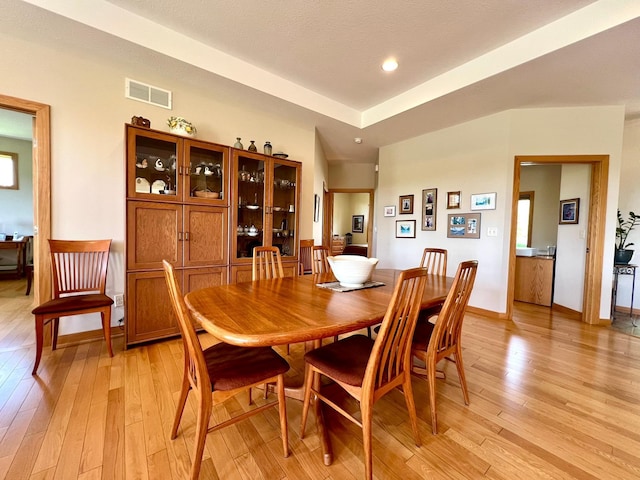 2774 Pine Ridge Blvd, Red Wing, MN 55066 - dining space with light wood-style floors, baseboards, and recessed lighting