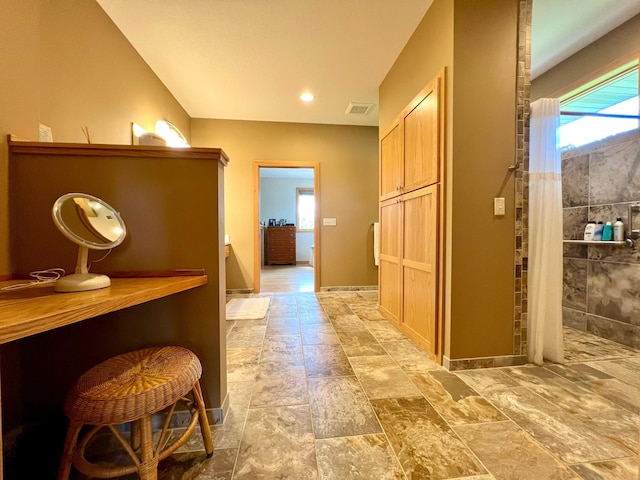 2774 Pine Ridge Blvd, Red Wing, MN 55066 - view of hallway