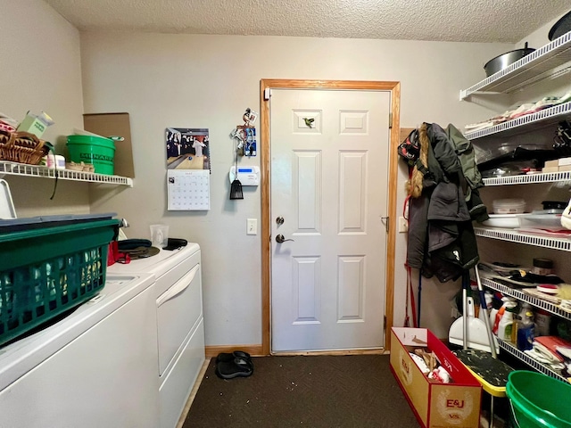 964 Aurora Cir, Red Wing, MN 55066 - laundry area with separate washer and dryer, carpet flooring, and a textured ceiling