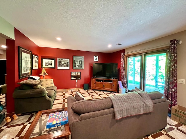 964 Aurora Cir, Red Wing, MN 55066 - living room with recessed lighting and a textured ceiling