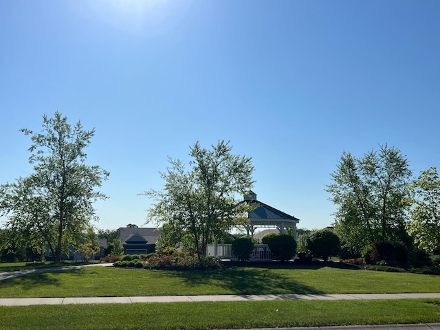 18147 73rd Pl N, Maple Grove, MN 55311 - view of front facade featuring a gazebo and a front yard