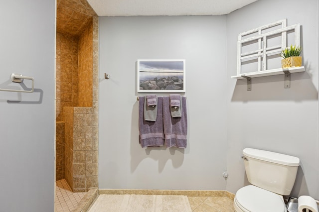 805 Natalie Dr, Buffalo, MN 55313 - full bathroom with tiled shower, toilet, and tile patterned flooring