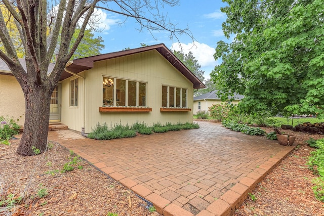 5725 Golden Valley Rd, Golden Valley, MN 55422 - view of front of property featuring a patio