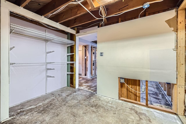 583 Cromwell Ave, Saint Paul, MN 55104 - view of unfinished basement