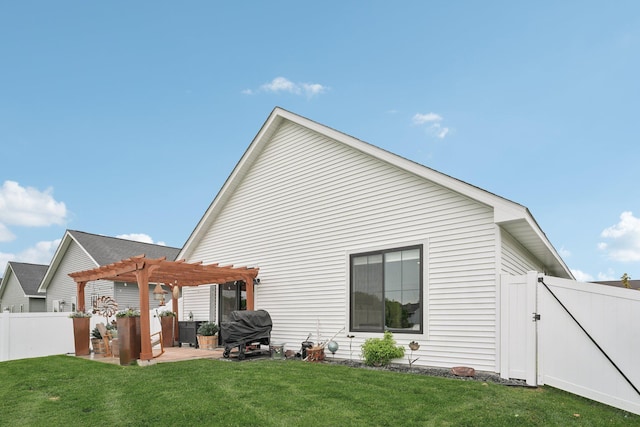 25822 Emerson Ct, Wyoming, MN 55092 - rear view of house with a pergola, a gate, and a patio