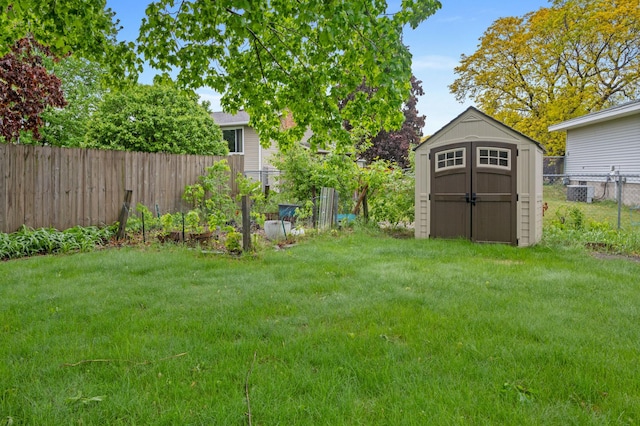 2908 81st Ave N, Brooklyn Park, MN 55444 - view of yard with cooling unit