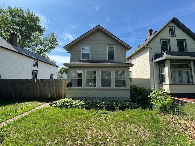 594 Charles Ave, Saint Paul, MN 55103 - view of front of house