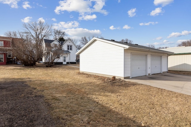 609 2nd Ave NE, Sleepy Eye, MN 56085 - view of detached garage