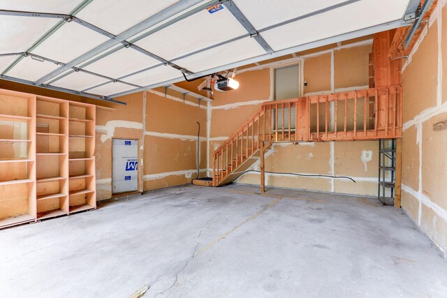 11622 Rio Loma Ln, Burnsville, MN 55337 - garage with a garage door opener