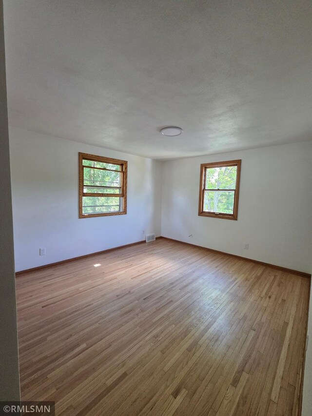 2531 Mayfair Ave, White Bear Lake, MN 55110 - photo 18
