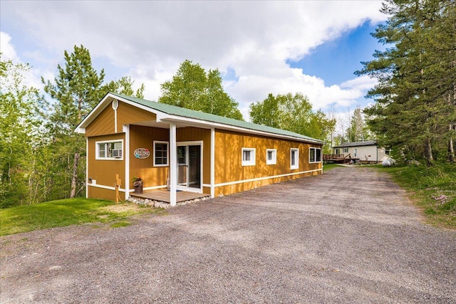 2614 Leroy Rd, Eveleth, MN 55734 - view of front of house with metal roof
